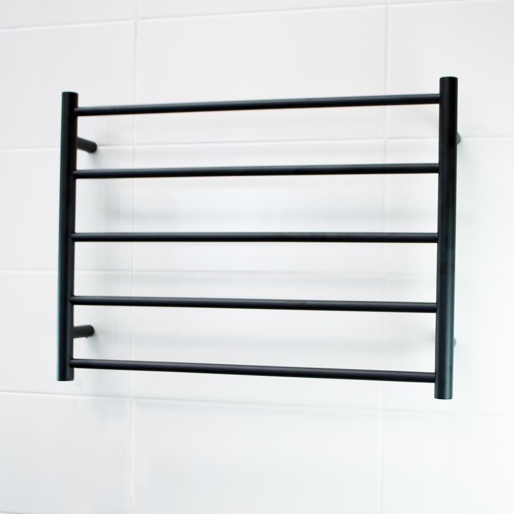 Radiant Heated Towel Rail Round 750x550 (Matte Black)