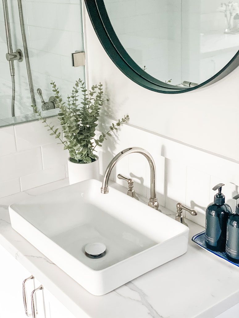 The Turner Hastings Ceramic White waste will blend with your basin